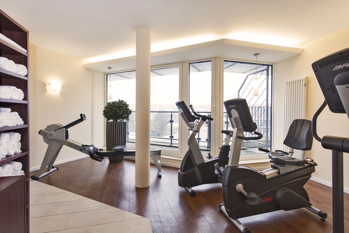 Imagen de los interiores del Hotel Vier Jahreszeiten Starnberg. Foto 11