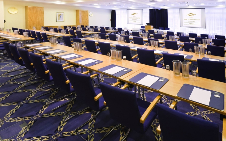 Imagen de los interiores del Hotel Vier Jahreszeiten Starnberg. Foto 12