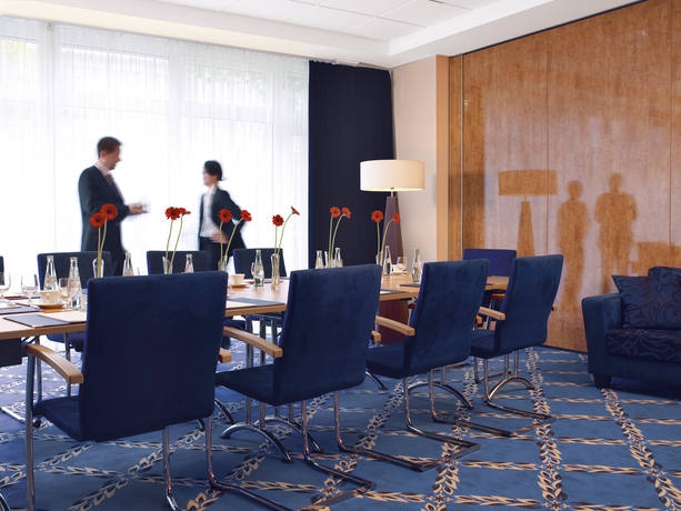 Imagen de los interiores del Hotel Vier Jahreszeiten Starnberg. Foto 14