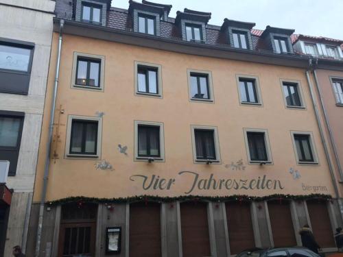 Imagen de la habitación del Hotel Vier Jahreszeiten, Wurzburg. Foto 8