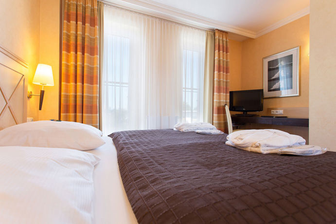 Imagen de los interiores del Hotel Vier Jahreszeiten Zingst. Foto 13