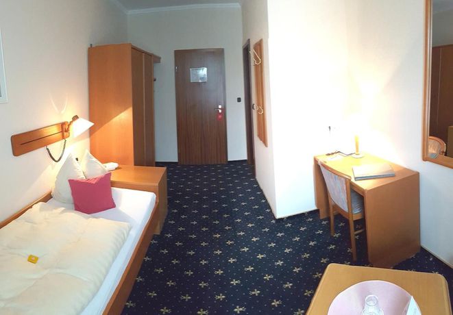 Imagen de la habitación del Hotel Vier Linden. Foto 7