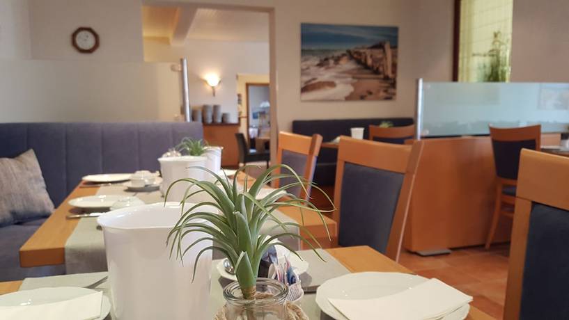 Imagen del bar/restaurante del Hotel Vier Linden. Foto 4