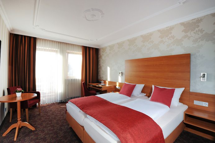 Imagen de la habitación del Hotel Vierjahreszeiten. Foto 16