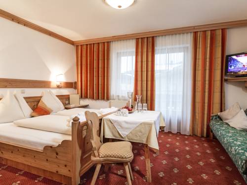 Imagen de la habitación del Hotel Vierjahreszeiten, Flachau. Foto 3