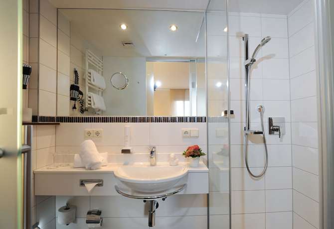 Imagen de la habitación del Hotel Vierjahreszeiten, Unteroberndorf. Foto 10