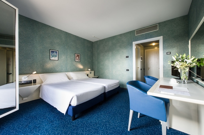 Imagen de la habitación del Hotel Viest. Foto 7