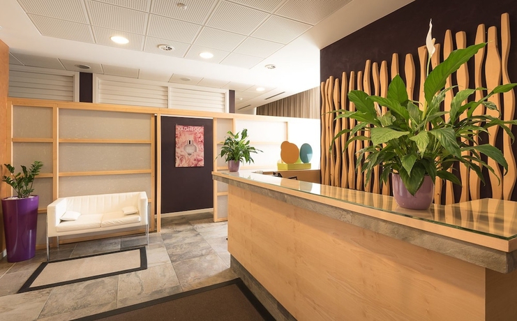 Imagen de los interiores del Hotel Viest. Foto 18