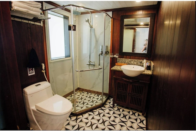 Imagen de la habitación del Hotel Vietsails cruises. Foto 15