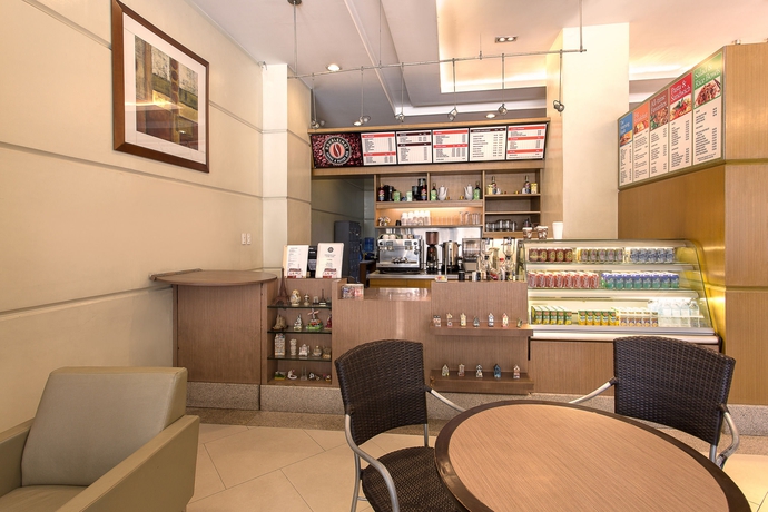Imagen del bar/restaurante del Hotel Vieve. Foto 5