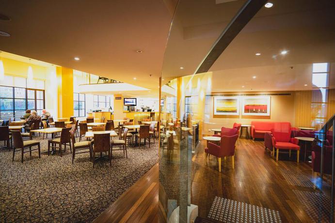 Imagen del bar/restaurante del Hotel View Melbourne. Foto 2