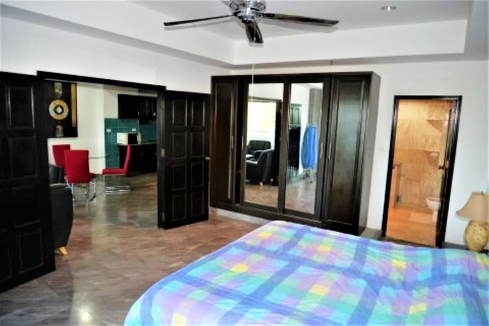 Imagen general del Hotel View Talay 2a Sea View Apartment Pattaya. Foto 1