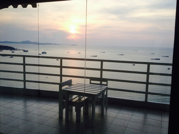 Imagen de la habitación del Hotel View Talay 6 Condominium By Honey. Foto 16