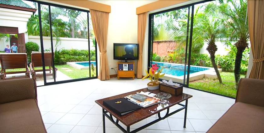 Imagen de la habitación del Hotel View Talay Villas. Foto 3