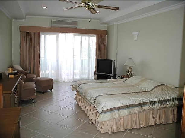 Imagen de la habitación del Hotel View Talay Villas. Foto 9