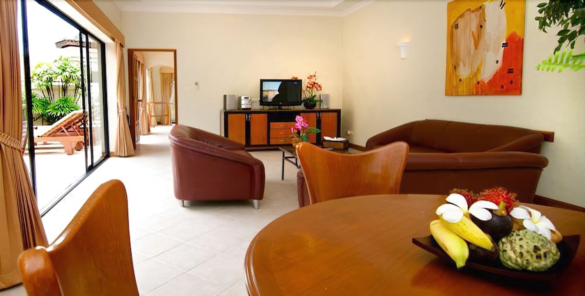 Imagen de la habitación del Hotel View Talay Villas. Foto 10