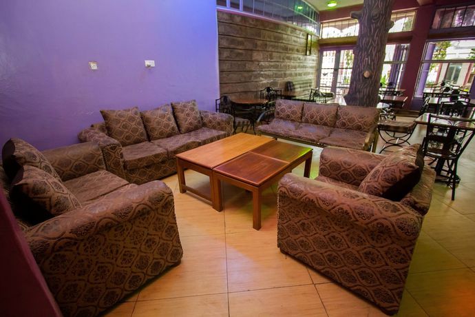 Imagen del bar/restaurante del Hotel Viewers Park. Foto 3