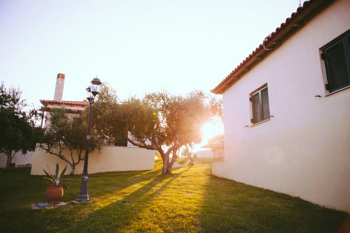 Imagen de los exteriores del Hotel Vigla Village Apartment Resort. Foto 15