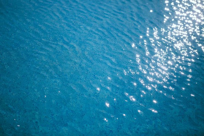 Imagen de la piscina del Hotel Vigla Village Apartment Resort. Foto 19