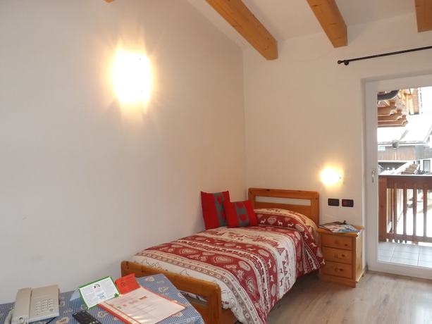 Imagen de la habitación del Hotel Vigo, Vigo di Fassa. Foto 5