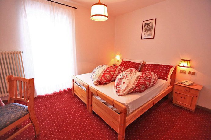 Imagen de la habitación del Hotel Vigo, Vigo di Fassa. Foto 6