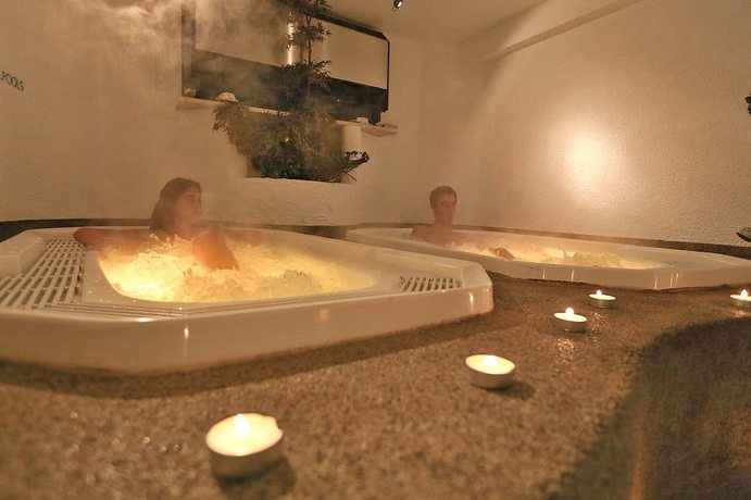 Imagen de la piscina del Hotel Vigo, Vigo di Fassa. Foto 17
