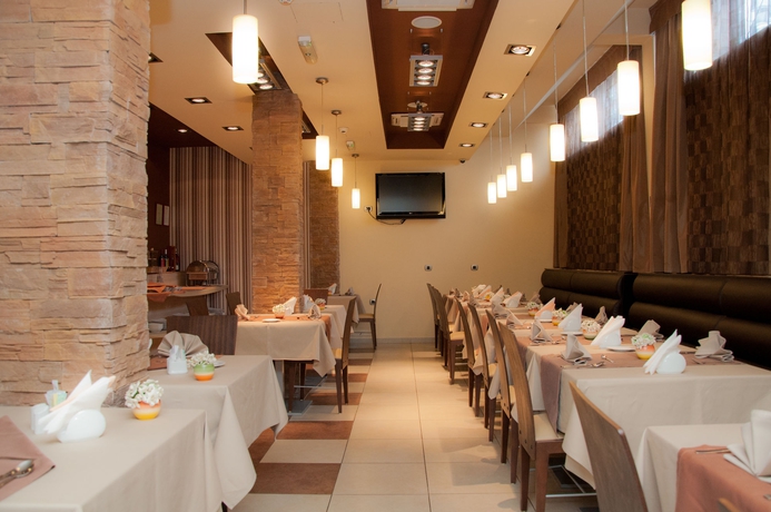Imagen del bar/restaurante del Hotel Vigor, Novi Sad. Foto 2