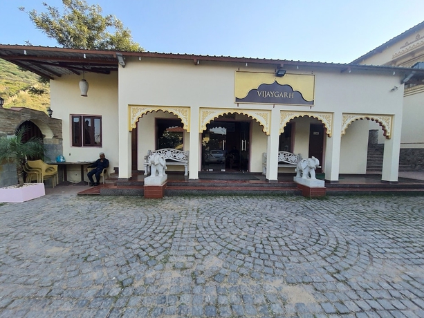 Imagen de los interiores del Hotel Vijay Garh Resort Udaipur. Foto 19