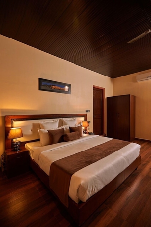 Imagen de la habitación del Hotel Vijay Garh Resort Udaipur. Foto 16