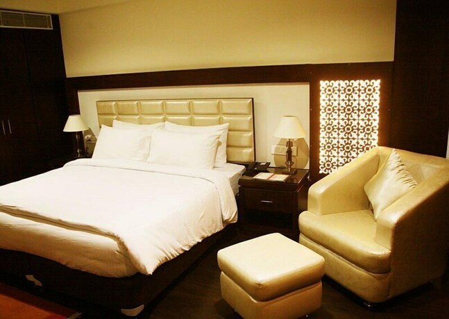 Imagen de la habitación del Hotel Vijay Intercontinental. Foto 14