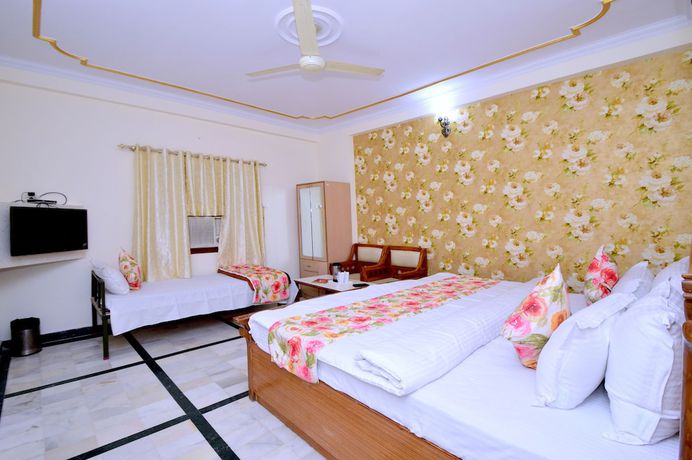 Imagen de la habitación del Hotel Vijay Niwas. Foto 6