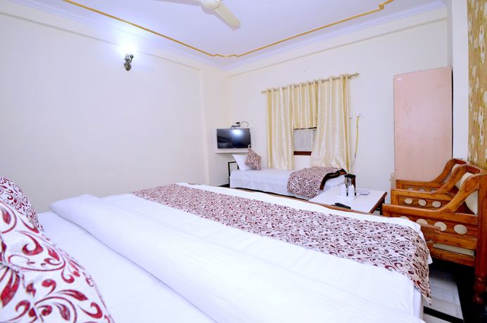 Imagen de la habitación del Hotel Vijay Niwas. Foto 8
