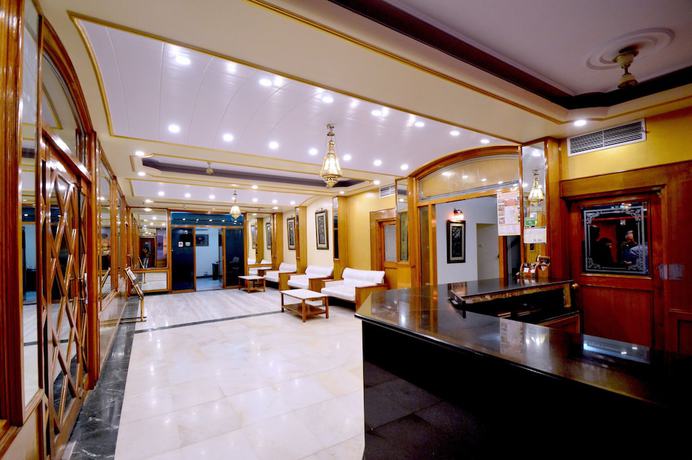 Imagen de los interiores del Hotel Vijay Niwas. Foto 17