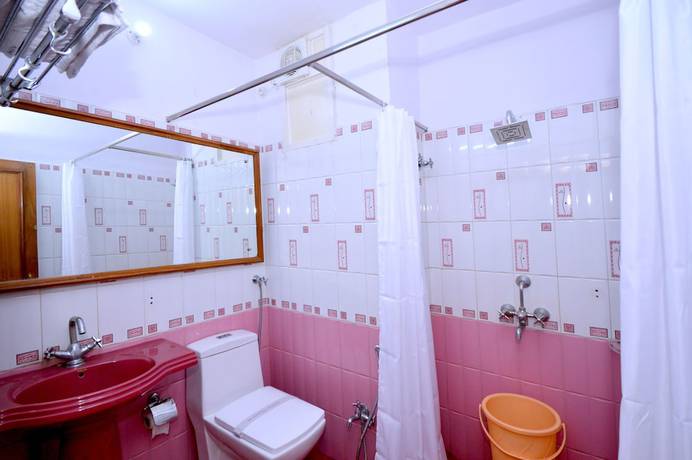 Imagen de la habitación del Hotel Vijay Niwas. Foto 12