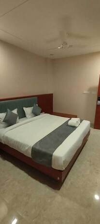 Imagen de la habitación del Hotel Vijay Villas. Foto 7