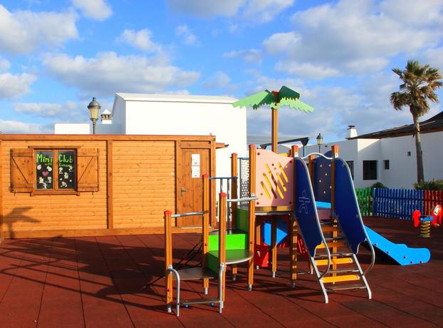 Imagen de los interiores del Hotel Vik Coral Beach. Foto 11