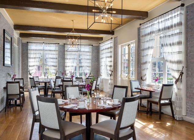 Imagen del bar/restaurante del Hotel Viking, Newport. Foto 2