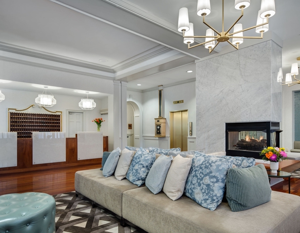 Imagen de los interiores del Hotel Viking, Newport. Foto 8