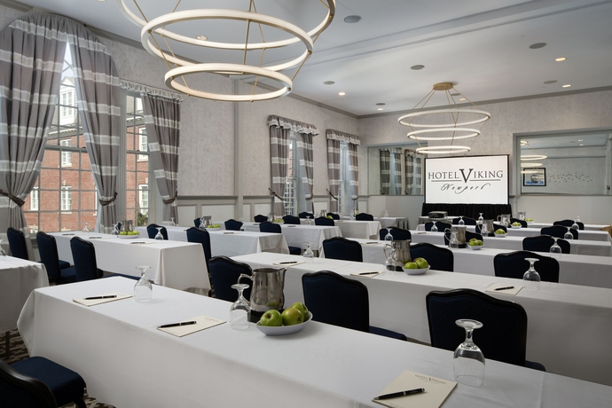 Imagen de los interiores del Hotel Viking, Newport. Foto 10