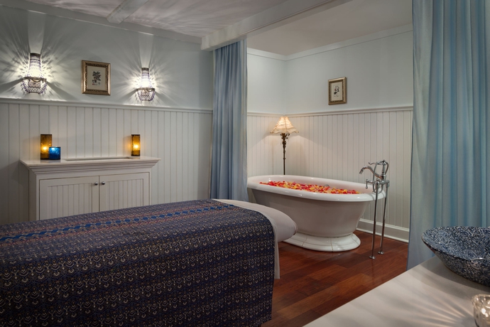 Imagen de la piscina del Hotel Viking, Newport. Foto 14