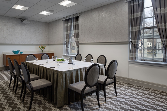 Imagen de los interiores del Hotel Viking, Newport. Foto 12