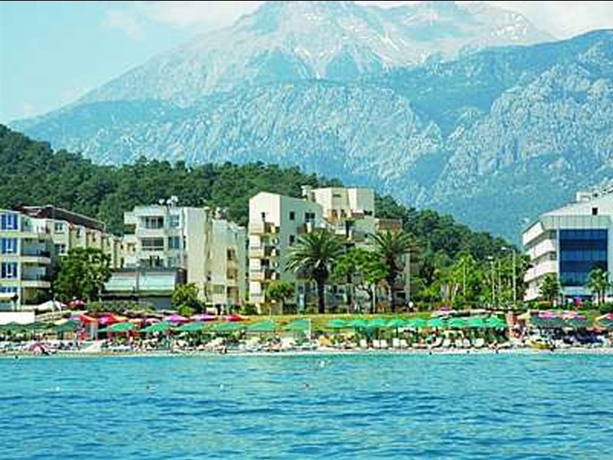 Imagen general del Hotel Viking Nona Beach. Foto 6