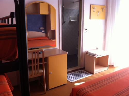 Imagen de la habitación del Hotel Viking, Viserbella. Foto 6