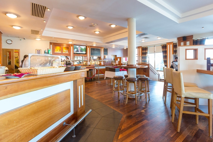 Imagen del bar/restaurante del Hotel Viking Waterford. Foto 12