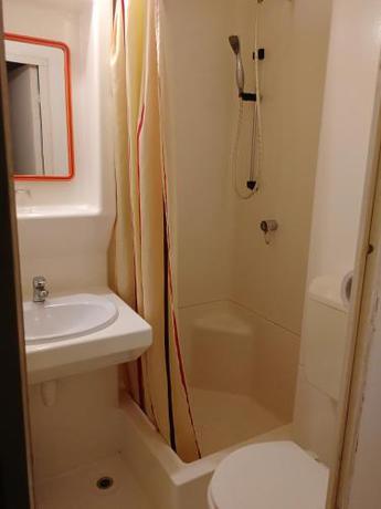 Imagen de la habitación del Hotel Vikt&oacute;ria, Balatonalmadi. Foto 6