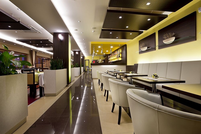 Imagen de los interiores del Hotel Viktor. Foto 8