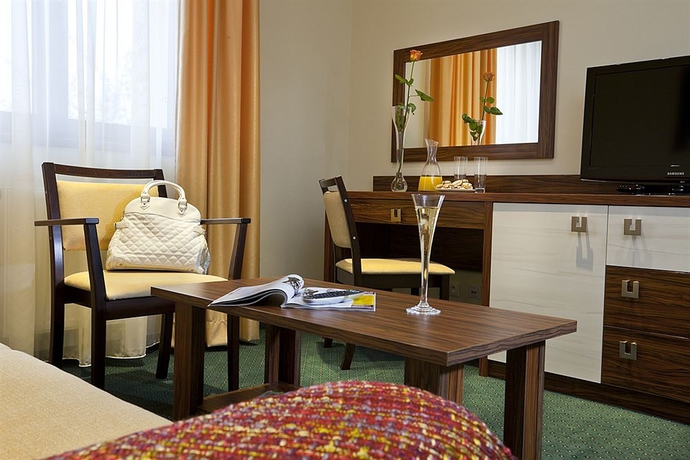 Imagen de los interiores del Hotel Viktor. Foto 9