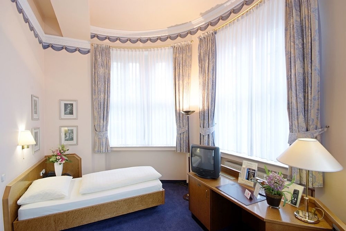 Imagen de la habitación del Hotel Viktoria, Colonia. Foto 2