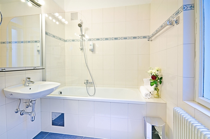 Imagen de la habitación del Hotel Viktoria, Hietzing. Foto 11