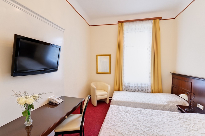 Imagen de la habitación del Hotel Viktoria, Hietzing. Foto 12